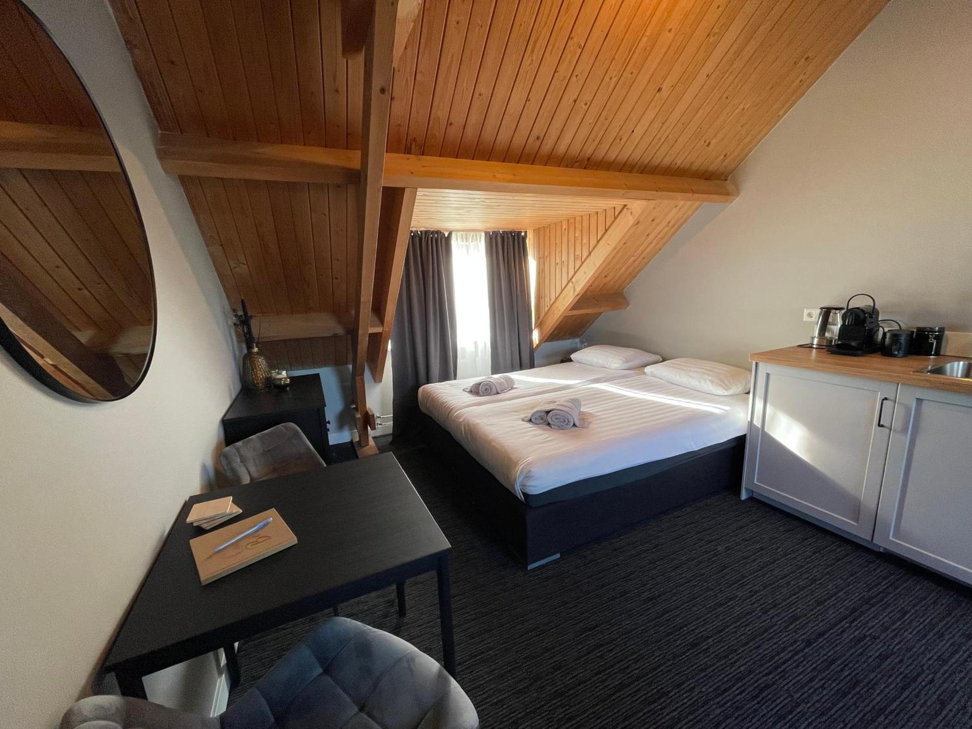 Sintlievens Apartment ซีริกเซ ภายนอก รูปภาพ